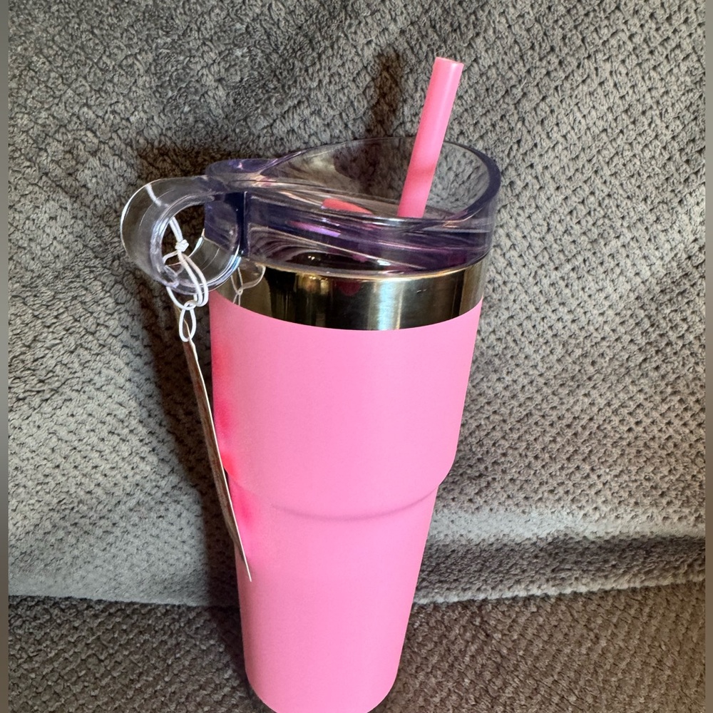 Dunkin tumbler